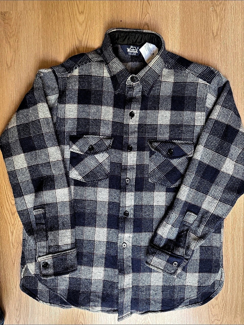 Vintage Woolrich Plaid Wool Shirt Jacket in Blue & White Size Large Like New
